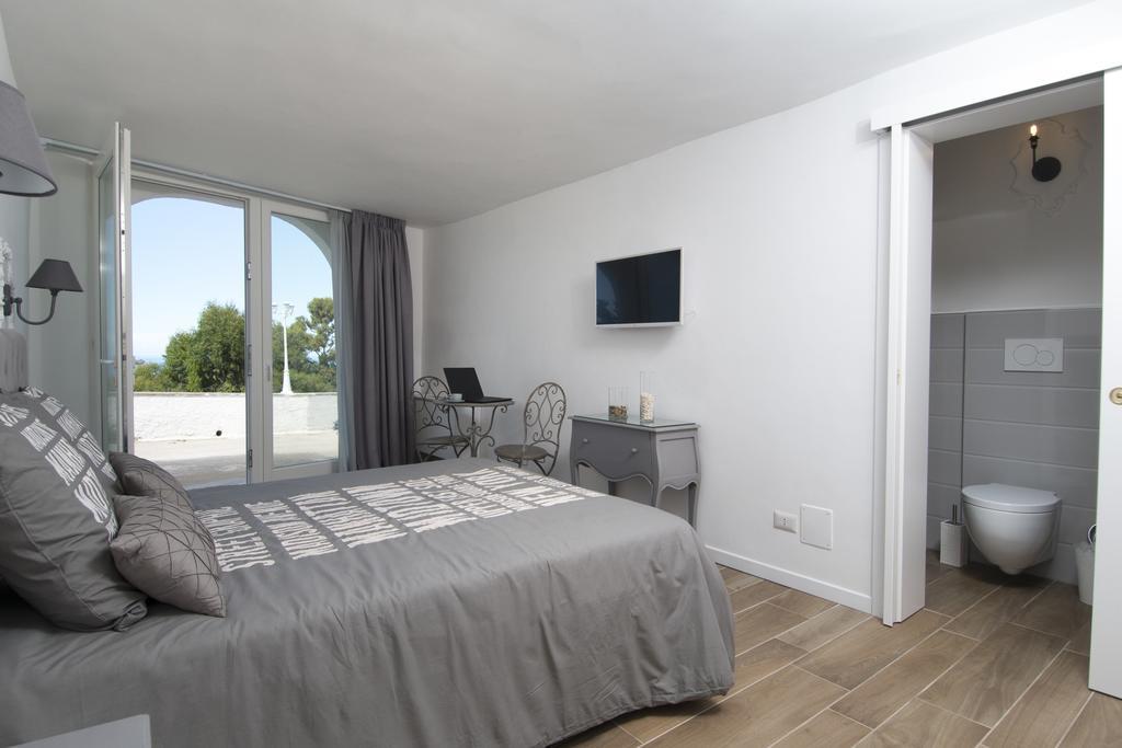 Bed and Breakfast Biancadamare Ostuni Exterior foto